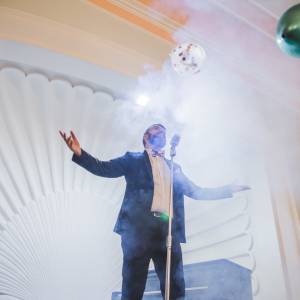 Cantante Festa di Compleanno
